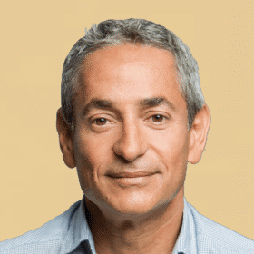 תמונה של פרופ' גיא בן סימון